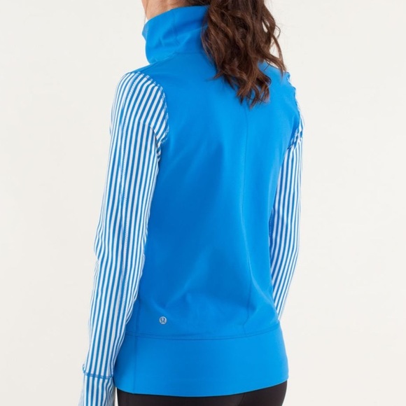 LULULEMON VINTAGE (2012) DAILY YOGA JACKET